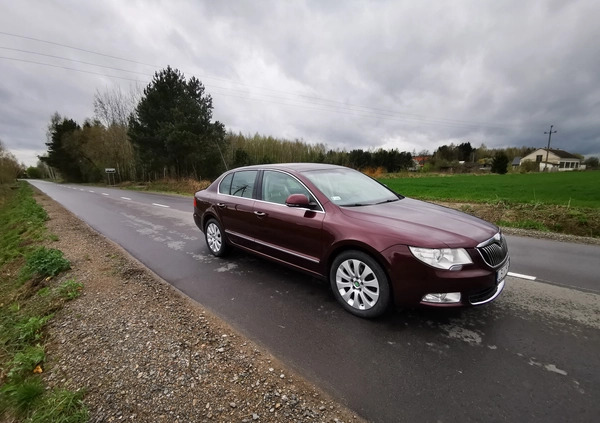 Skoda Superb cena 22900 przebieg: 459218, rok produkcji 2010 z Kłodzko małe 172